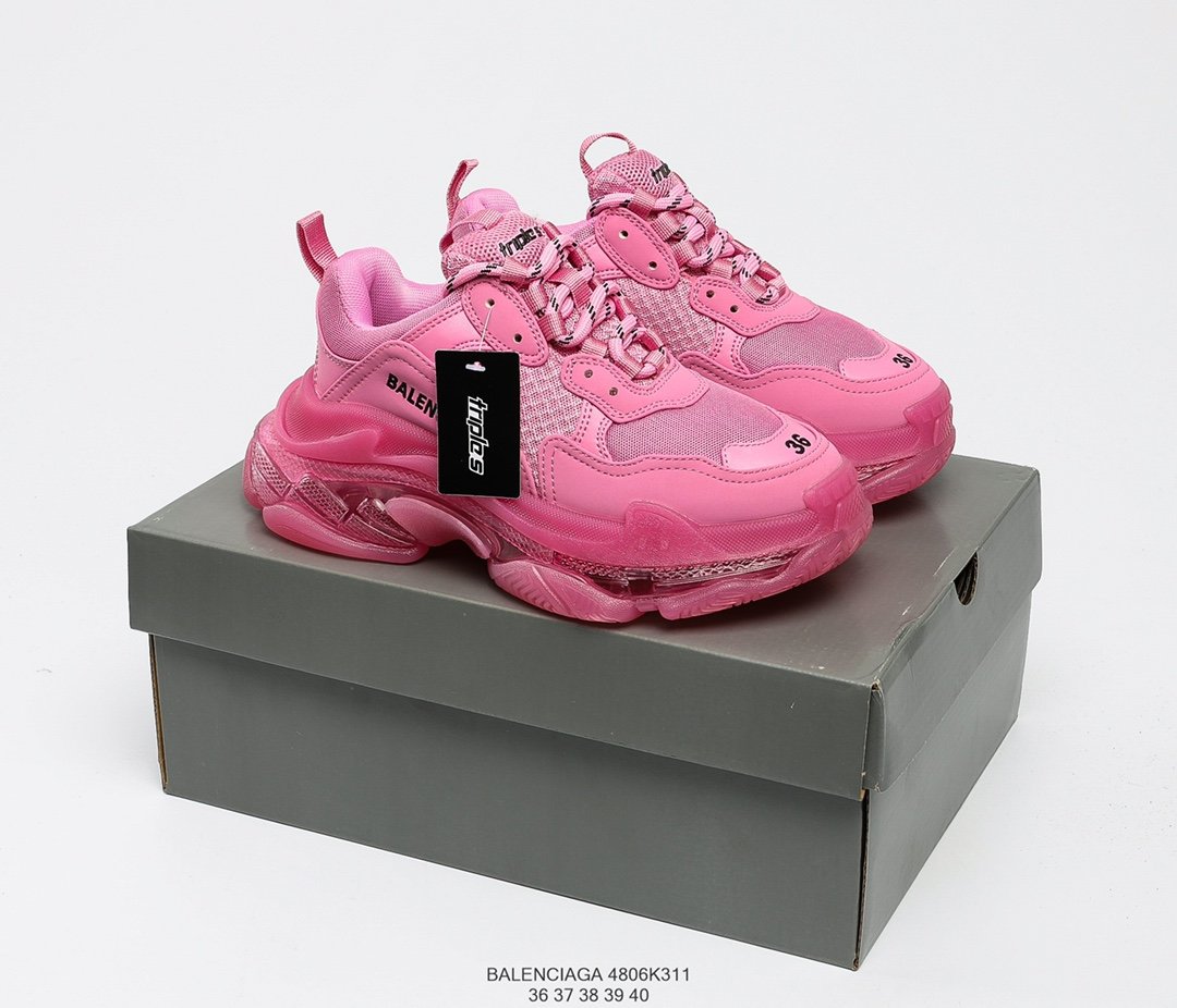 Balenciaga- 10