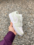 AJ1-1